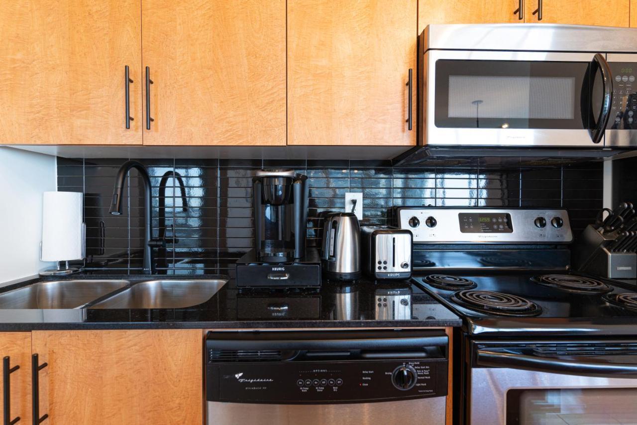 Aparthotel Beautiful Modern Toronto Luxurious Scotiabank Arena Extérieur photo