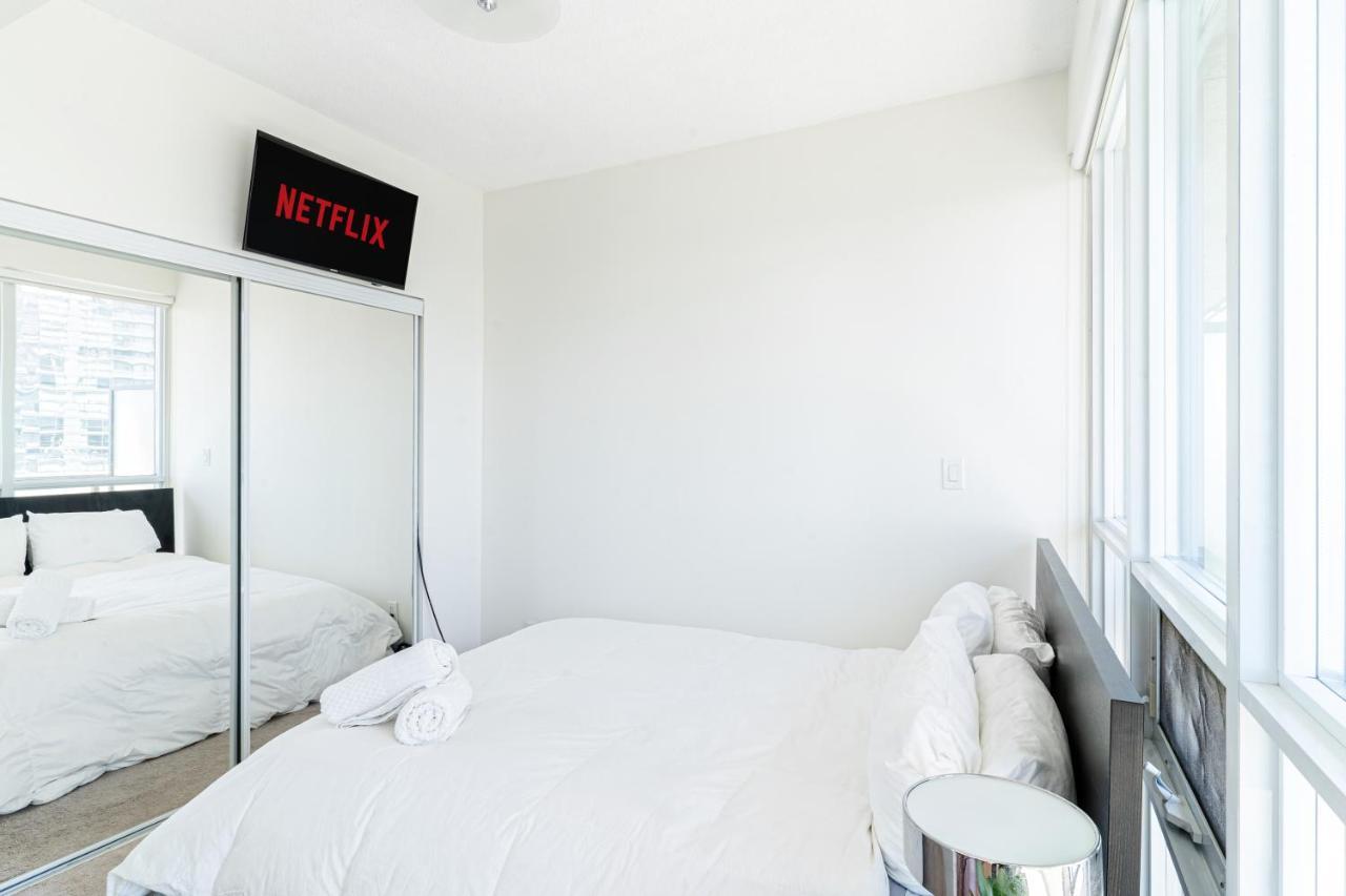 Aparthotel Beautiful Modern Toronto Luxurious Scotiabank Arena Extérieur photo